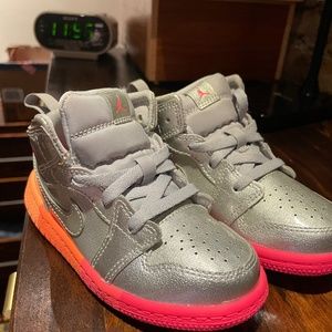 Nike Air Jordan toddler shoes 9c